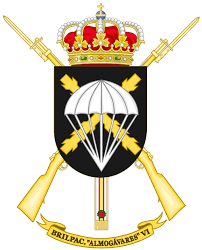Escudo de la Brigada Almogávares VI de Paracaidistas
