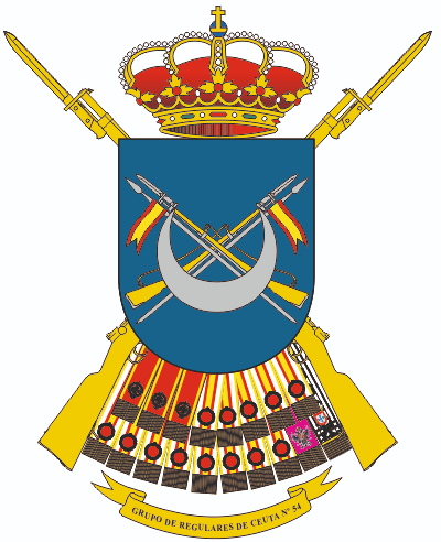 Escudo del Grupo de Regulares de Ceuta nº 54, con media luna sobre fondo azul
